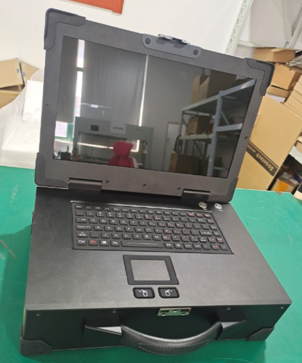 PWS-4156B01-15.6寸上翻便攜機
